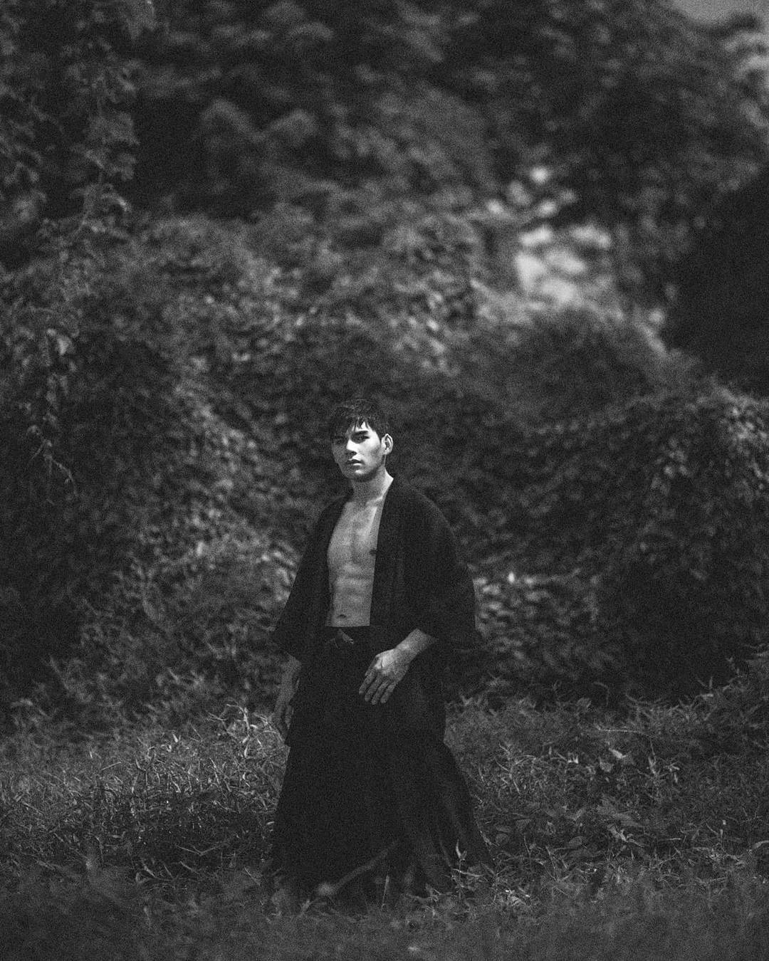 Customer wearing Sumo Vintage